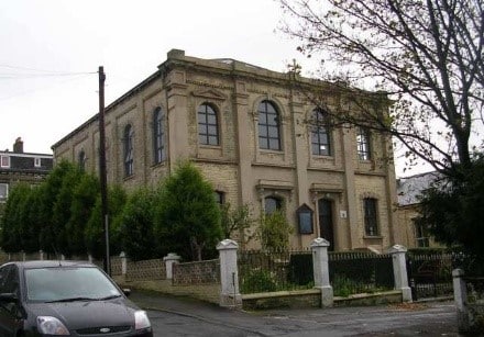 colour photo of the Serbian Orthodox Club building 