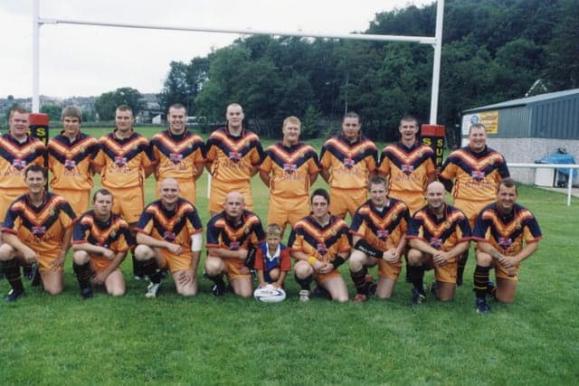 Brihouse Rangers team photo 2004