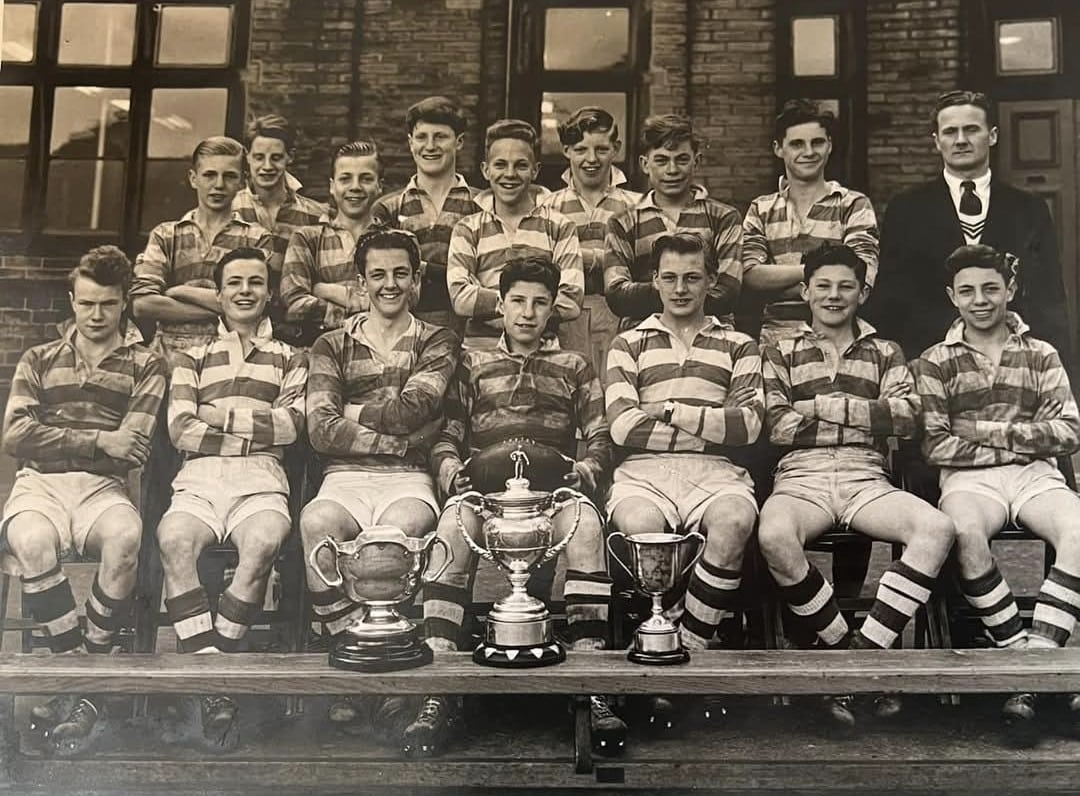 Clare Hall School team photo 1950 Graham Oddy front right