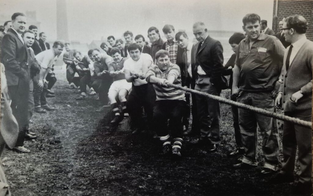 Illingworth Tug of War Team