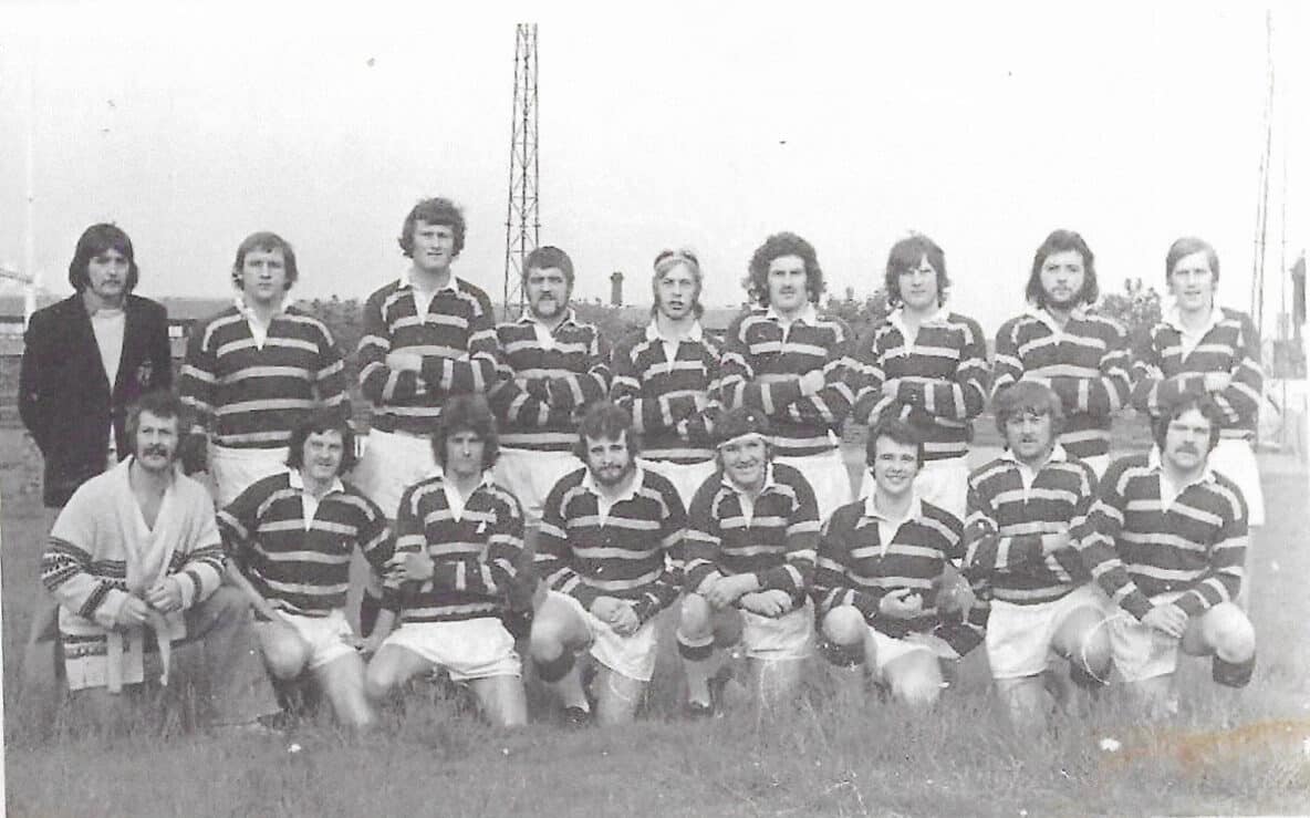 Mixenden team photo 2 no names