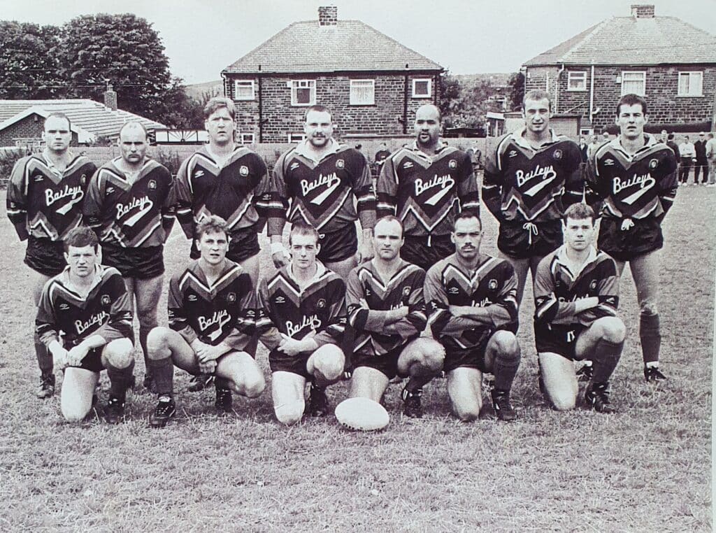 Ovenden team photos in Bailey's kit
